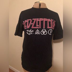 Led Zeppelin T-shirt
